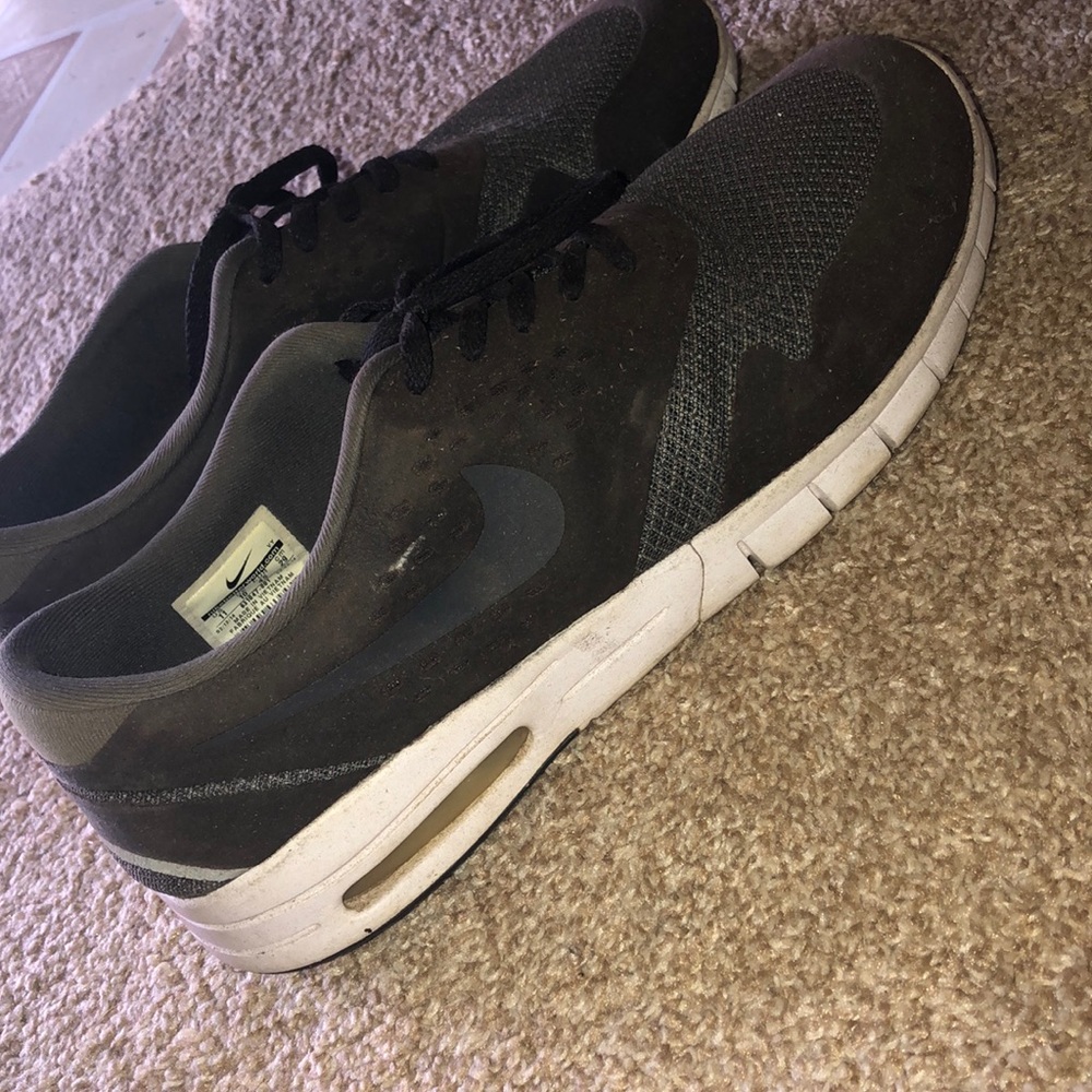 Nike shoes